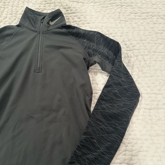 Nike Pro Combat Dri Fit XS fleece-lined quarter zip - Picture 4 of 4
